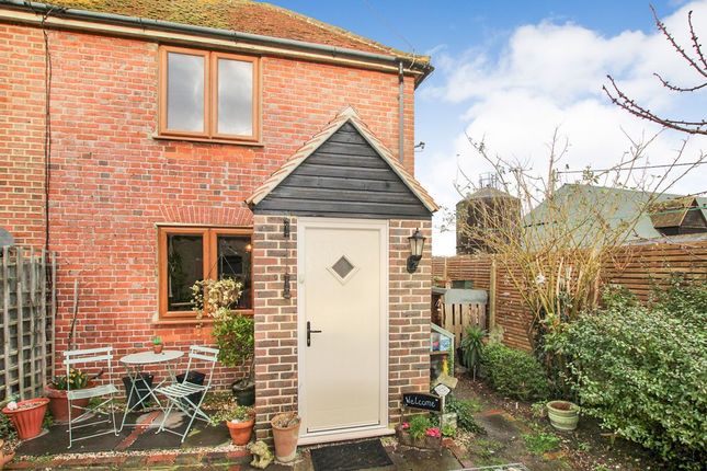 2 bedroom semi-detached house for sale