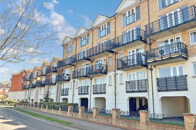 Keating Close, Rochester, Kent 1 bed flat for sale