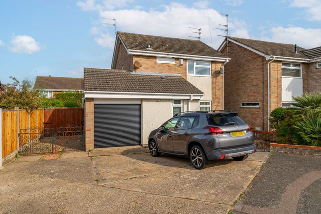 Fulmar Close, Bradwell 3 bed detached house for sale