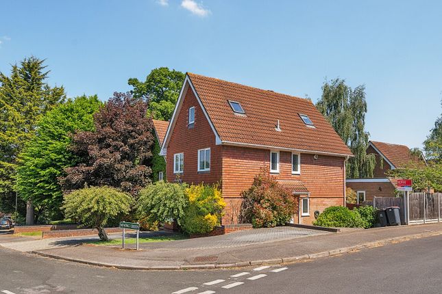 Romney Drive, Bromley, Kent, BR1 5 bed detached house for sale
