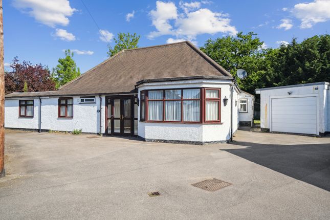 Rickmansworth Road, Pinner, HA5 3 bed detached bungalow for sale