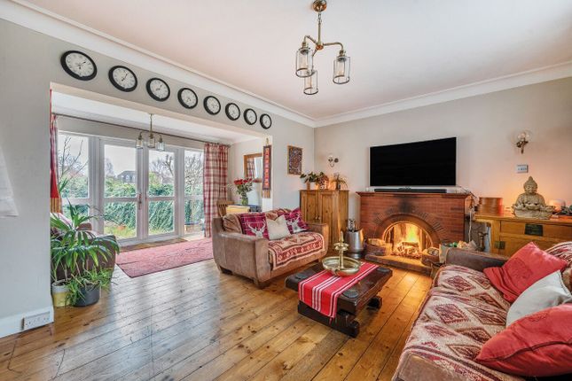 Oaks Avenue, Worcester Park KT4 5 bed detached house for sale