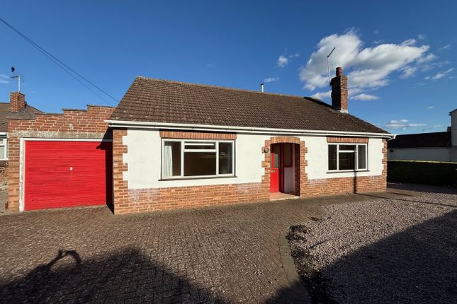 2 bedroom detached bungalow for sale