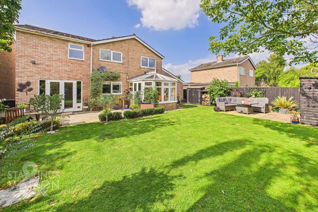 Elm Close, Norwich NR14 5 bed detached house for sale
