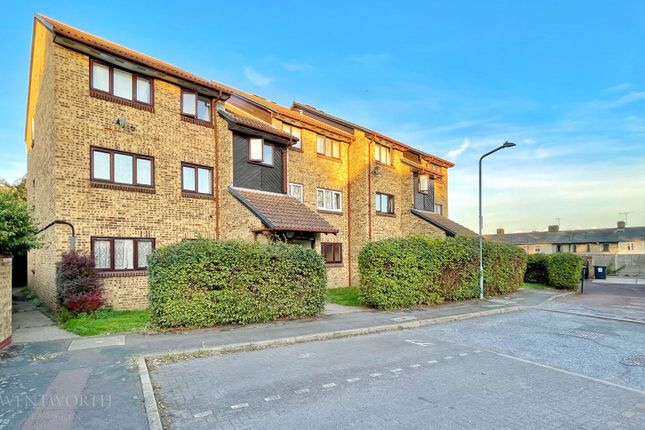 Pedley Road, Dagenham, RM8 2 bed flat for sale