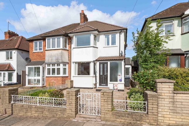 Dell Road, Birmingham, West Midlands... 3 bed semi