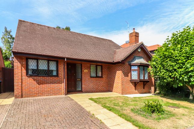 Five Acres, Kings Langley, WD4 3 bed detached bungalow for sale