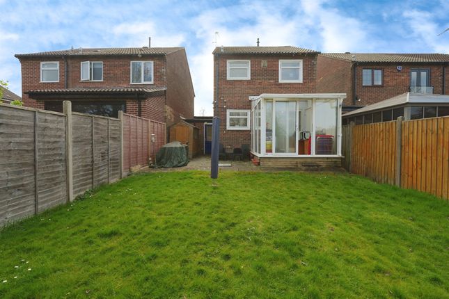 3 bedroom link detached house for sale