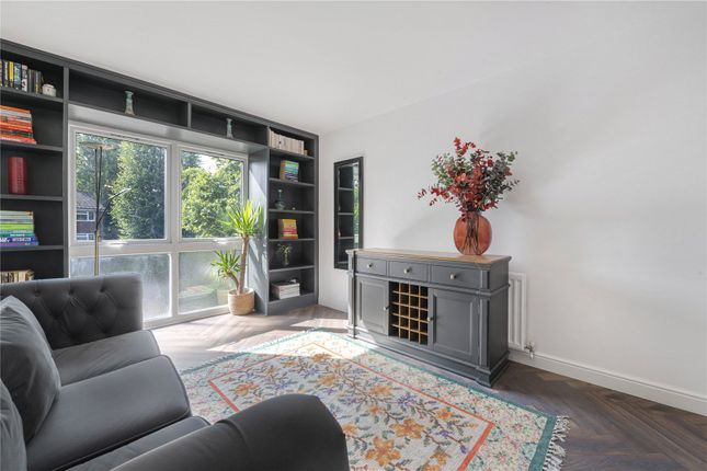Highfield Hill, London, SE19 1 bed apartment for sale