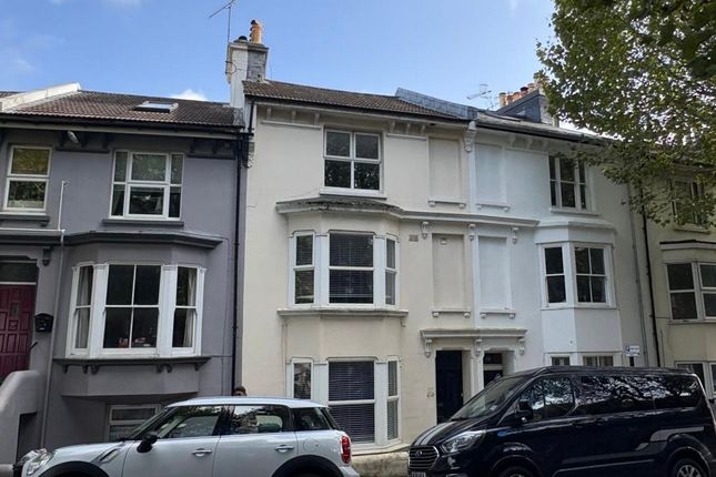 5 bedroom house for sale