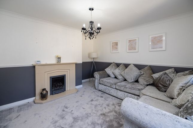 Lime Tree Crescent, Doncaster, DN11 3 bed semi