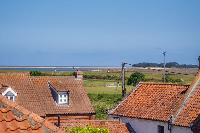 2 bedroom cottage for sale