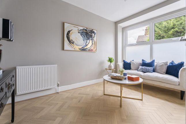 Parish Lane, London 2 bed terraced house for sale
