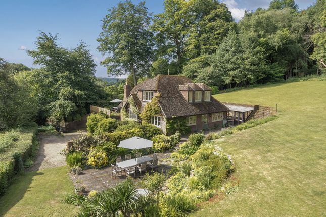 Stoatley Hollow, Haslemere, GU27 5 bed detached house for sale