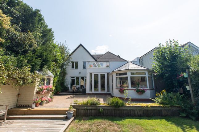 4 bed detached house