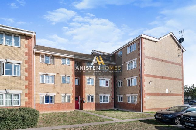 Garner Court, Dunlop Road, Tilbury 2 bed flat for sale