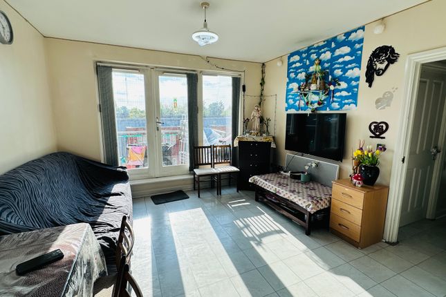 2 bed flat