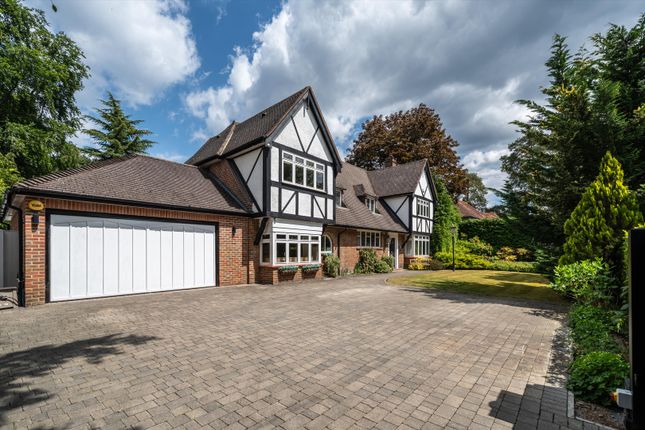 Nuns Walk, Virginia Water, Surrey, GU25 4 bed detached house for sale
