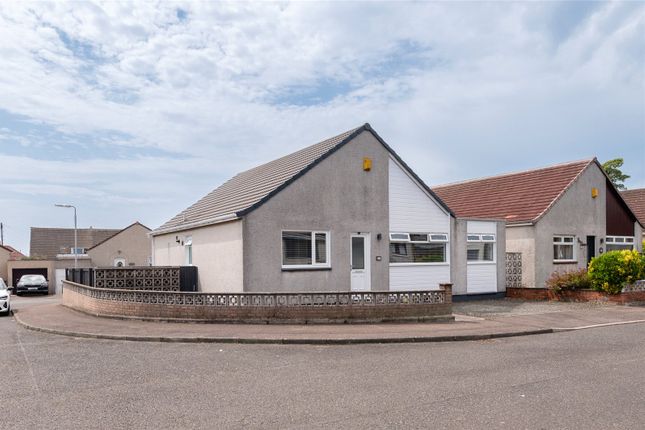 Coldstream Avenue, Fife KY8 2 bed bungalow for sale