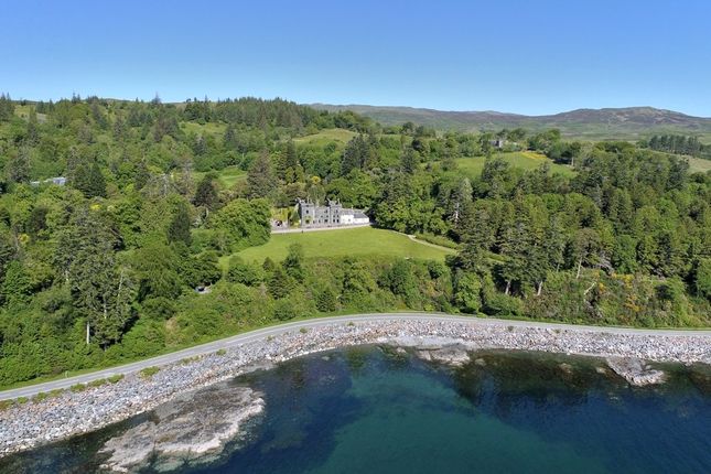 Country house for sale