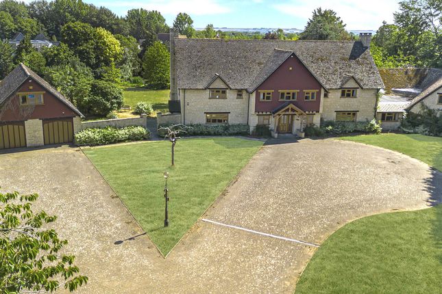 7 bedroom detached house for sale