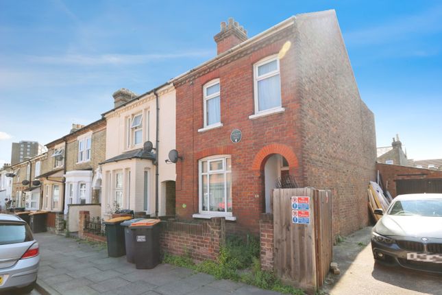 Garfield Street, Bedford, MK41 3 bed end of terrace house for sale