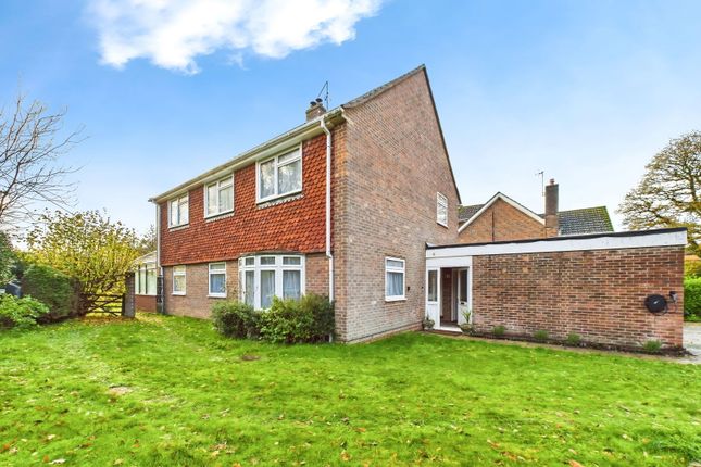 Winterpit Close, Horsham RH13 4 bed detached house for sale