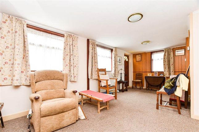 Furlong Road, Westcott, Dorking, Surrey 2 bed detached house for sale
