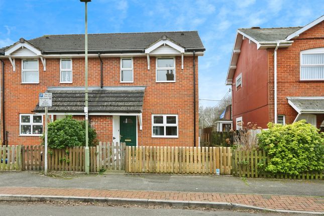 2 bedroom semi-detached house for sale