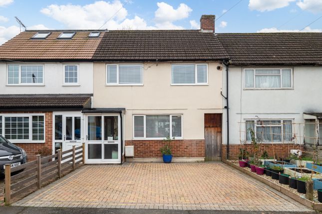 Huntingdon Gardens, Worcester Park KT4 3 bed terraced house for sale