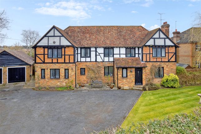 Green Lane, Bovingdon, Hemel... 5 bed detached house for sale