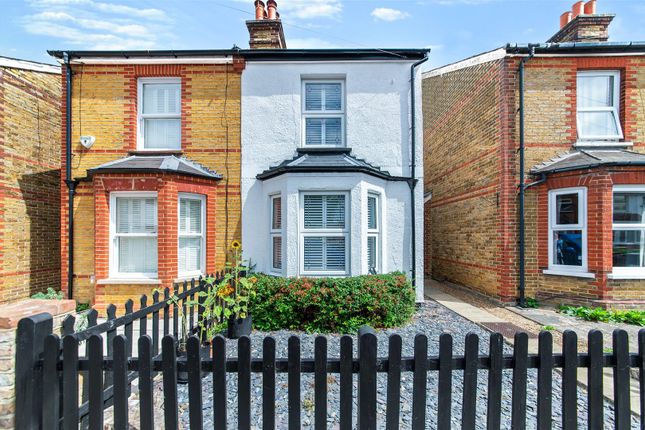 2 bedroom semi-detached house for sale