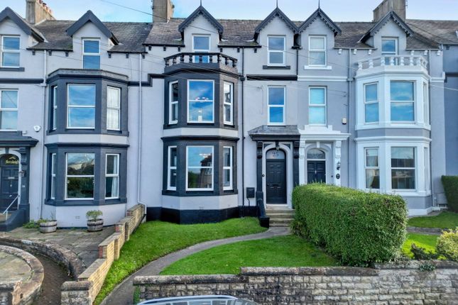 Banklands, Workington CA14 7 bed terraced house for sale