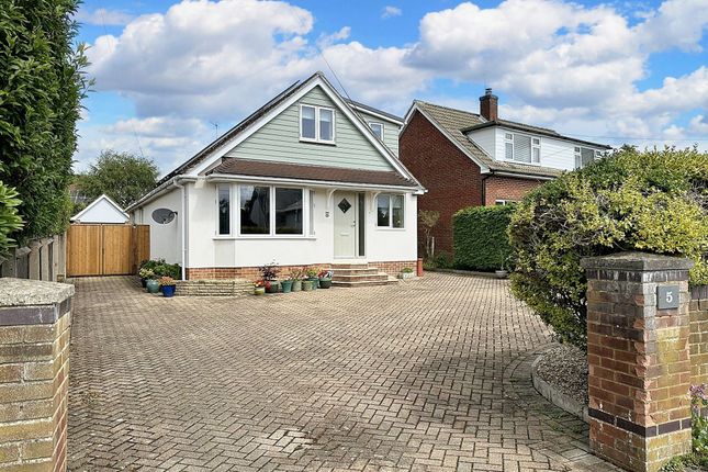 Nash Road, Dibden Purlieu, SO45 5 bed chalet for sale