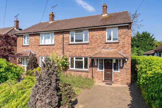Station Road, Stoke d'Abernon... 3 bed semi
