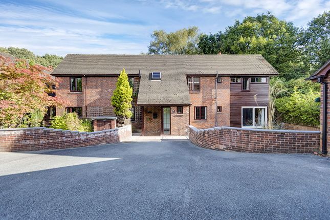 Brock Hollow, Sandbach CW11 4 bed detached house for sale