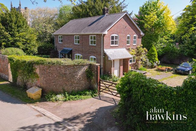Clyffe Pypard, Swindon SN4 7 4 bed detached house for sale