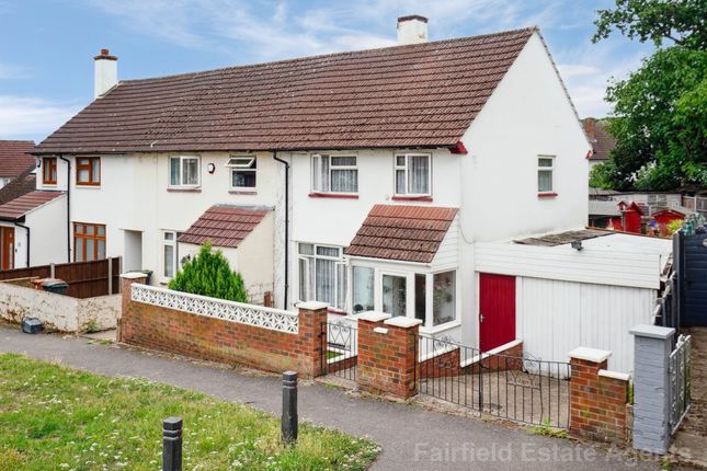 Ashridge Drive, South Oxhey 2 bed end of terrace house for sale