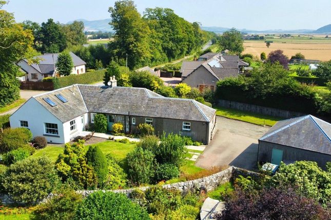 Hatchbank Cottage, Kinross, KY13 4 bed cottage for sale