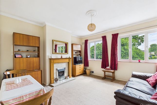 Selsdon Park Road, South Croydon 3 bed maisonette for sale