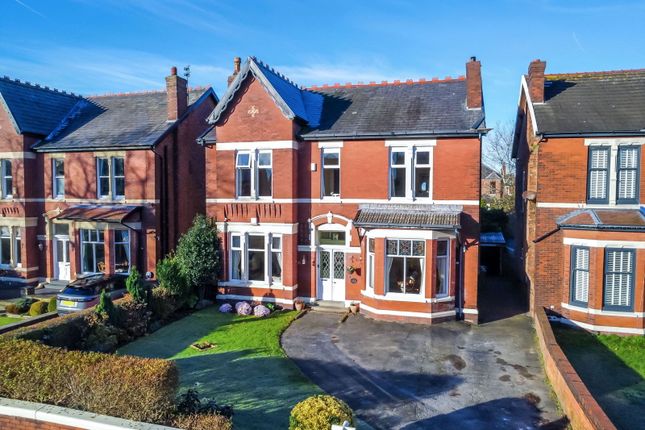 Pilkington Road, Southport PR8 5 bed detached house for sale