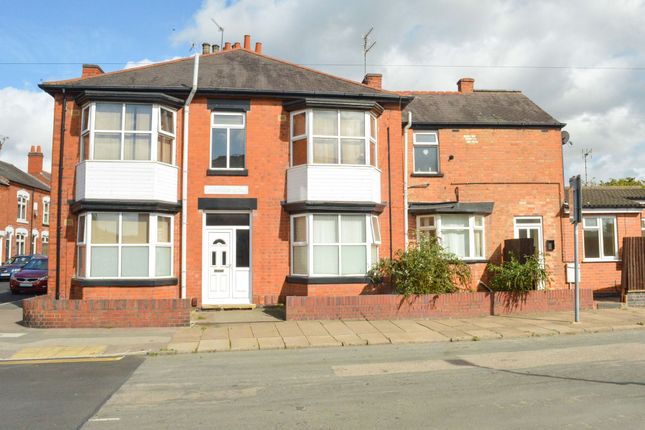 4 bedroom end of terrace house for sale