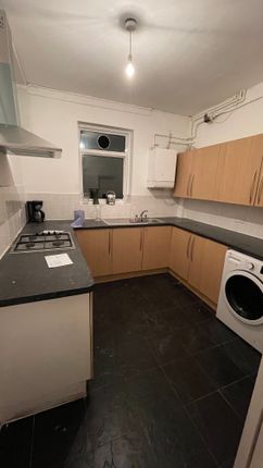 Deansbrook Road, Edgware HA8 4 bed flat for sale