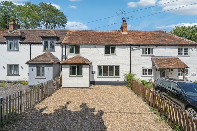 Bricks Lane, High Wycombe HP14 3 bed cottage for sale