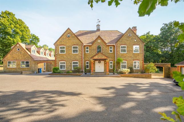 London Road, Ascot 5 bed detached house for sale