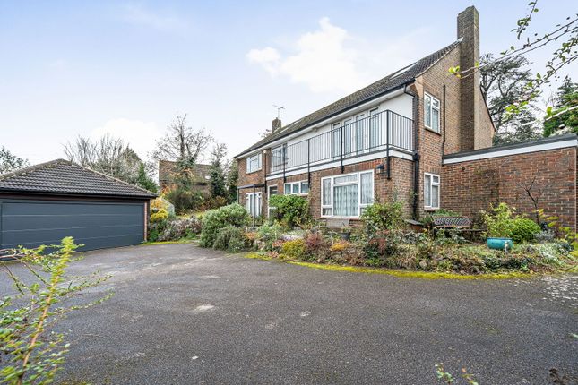 Oast Road, Oxted RH8 6 bed detached house for sale