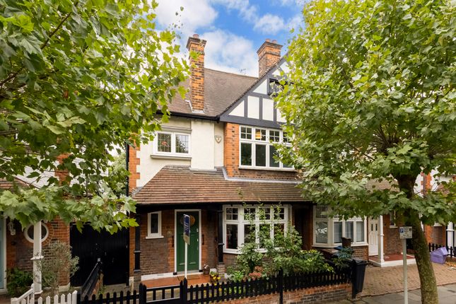 4 bedroom semi-detached house for sale