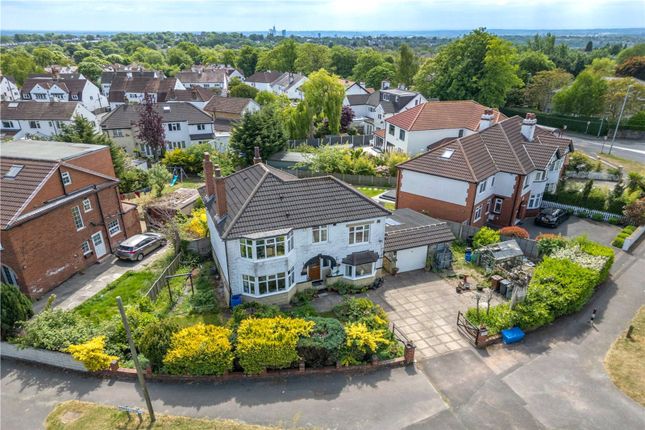 Stonegate Road, Leeds, West Yorkshire 5 bed detached house for sale