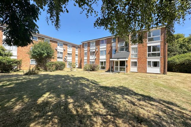 Cornflower Drive, Chelmsford, CM1 2 bed apartment for sale