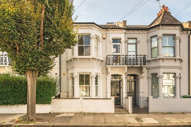 Hartismere Road, London SW6 2 bed flat for sale